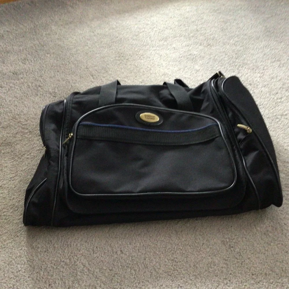 American Tourister - Black Canvas Travel Bag - Picture 14 of 15